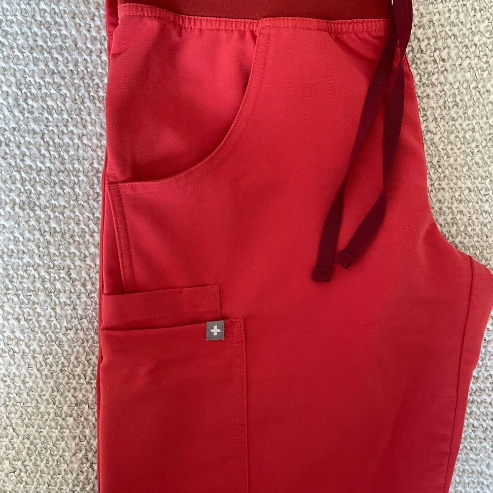 Figs Clay Kade Cargo Pant Scrub Bottom in XSP